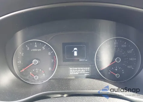 2019 Kia Sportage Ex z USA, uszkodzony, nr VIN KNDPN3AC2K7527459